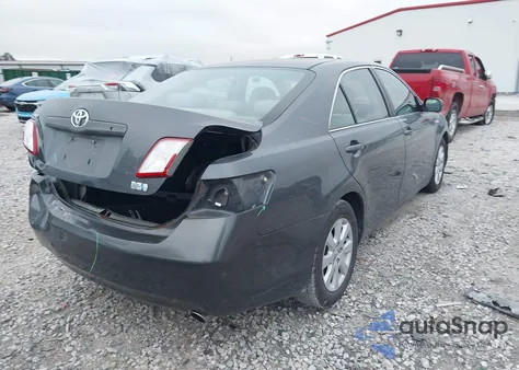 2009 Toyota Camry Hybrid z USA, uszkodzony, nr VIN 4T1BB46KX9U072912